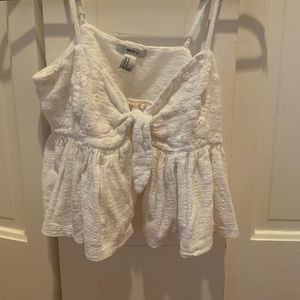 White front tie tank